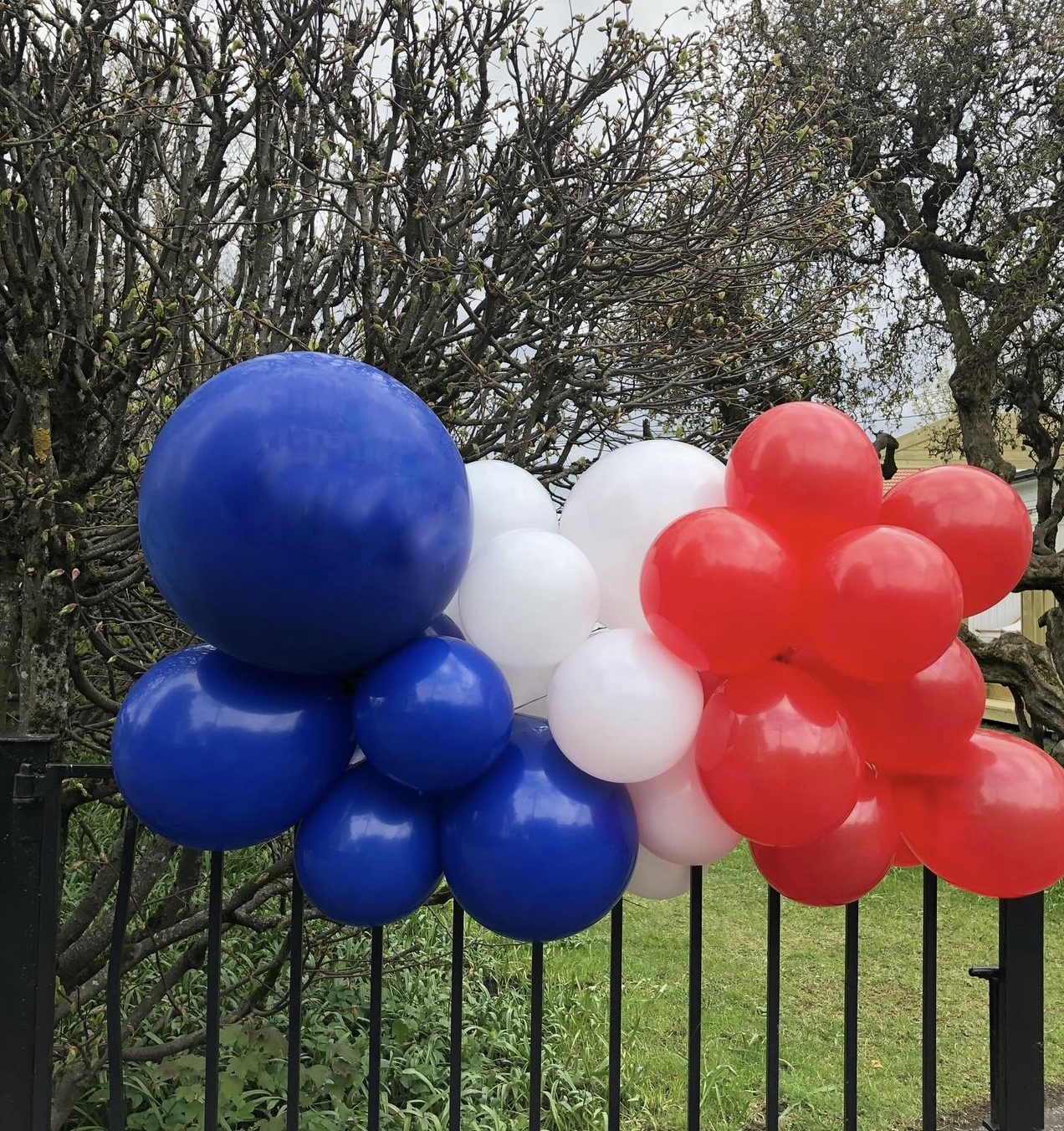 Ballonggirlander til 17. Mai - ferdig oppblåst